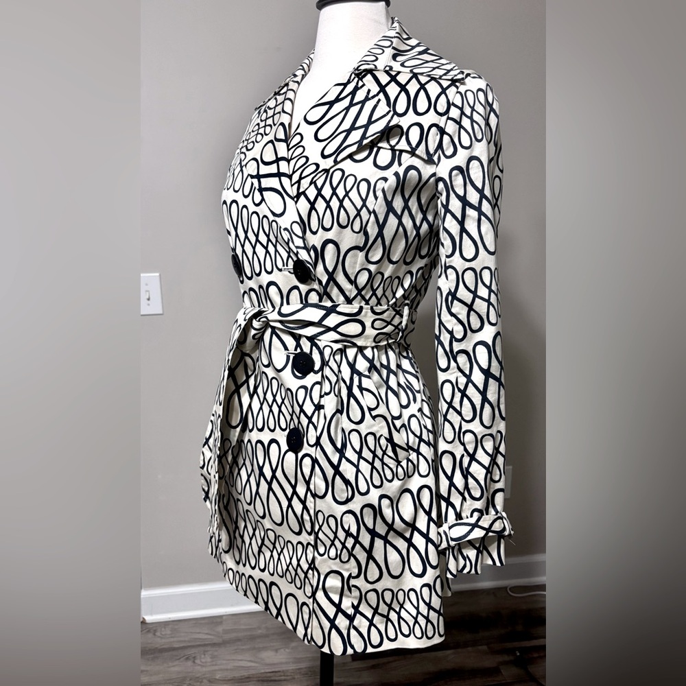 Vertigo Paris Infinity print trench coat - Picture 2 of 9